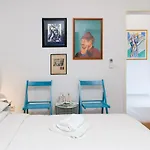 Art Apartment \